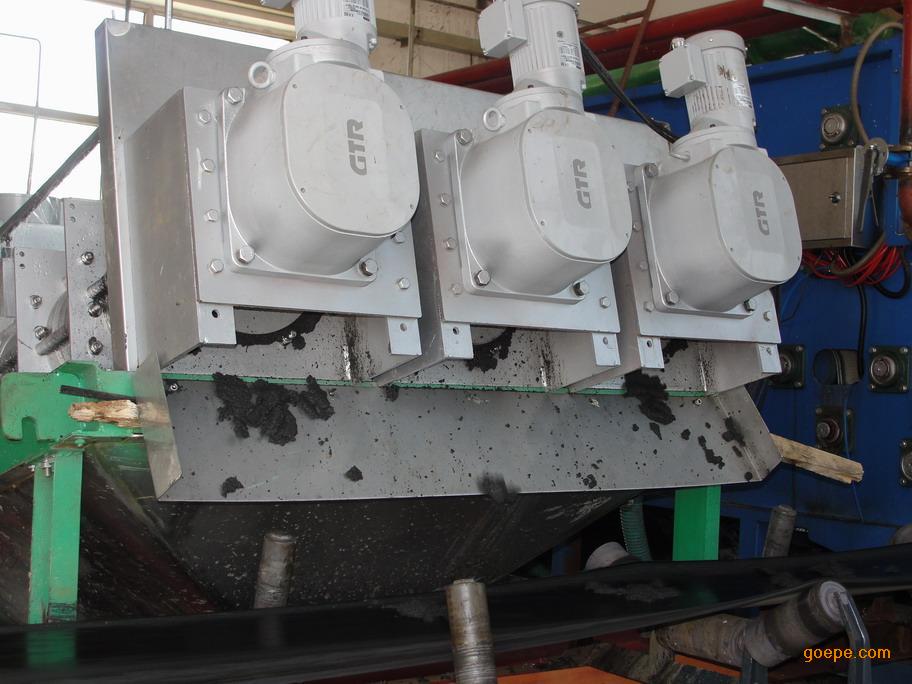 叠罗式污泥脱水机