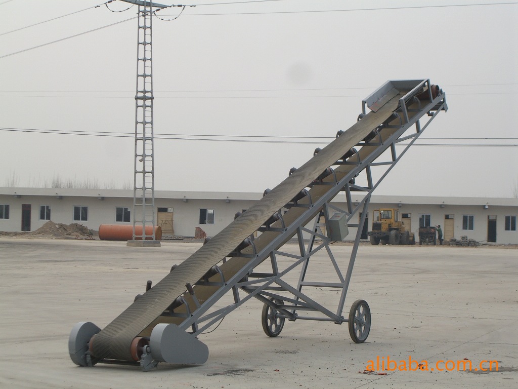 移动带式输送机